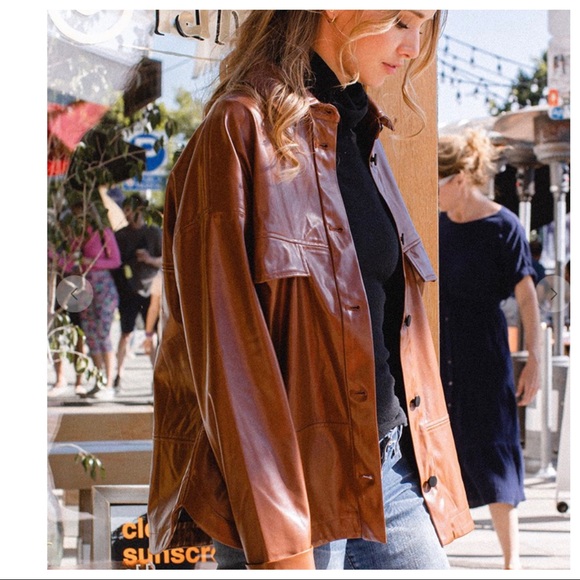 IN BEIGE Most Fabulous Faux Leather Jacket with side pockets - Picture 5 of 9